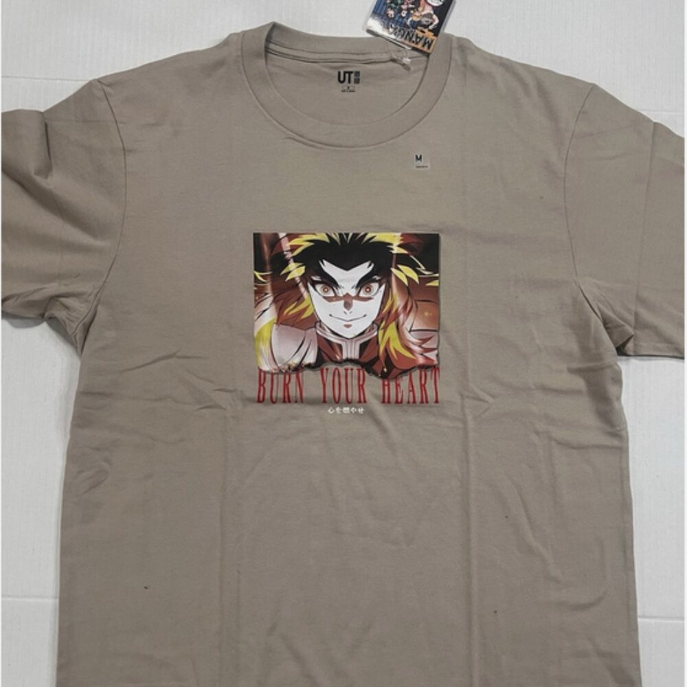 Uniqlo Demon Slayer Kyōjurō Rengoku Burn Your Heart T-shirt Medium NWT